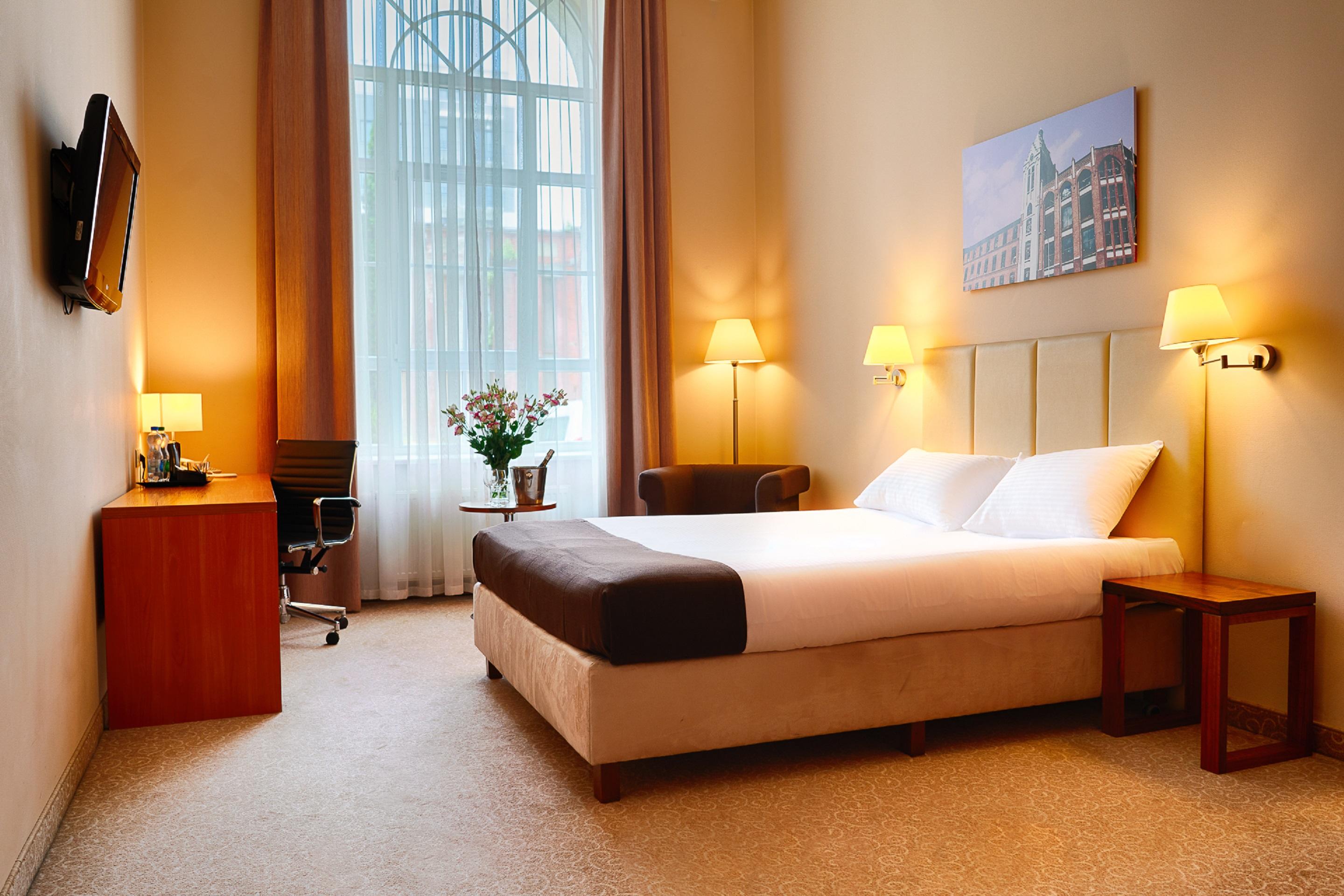 Focus Hotel Lodz エクステリア 写真